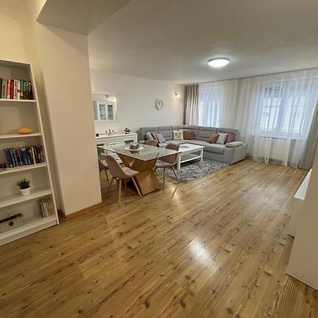City Heart Luxury Apartment Nové Zámky Εξωτερικό φωτογραφία