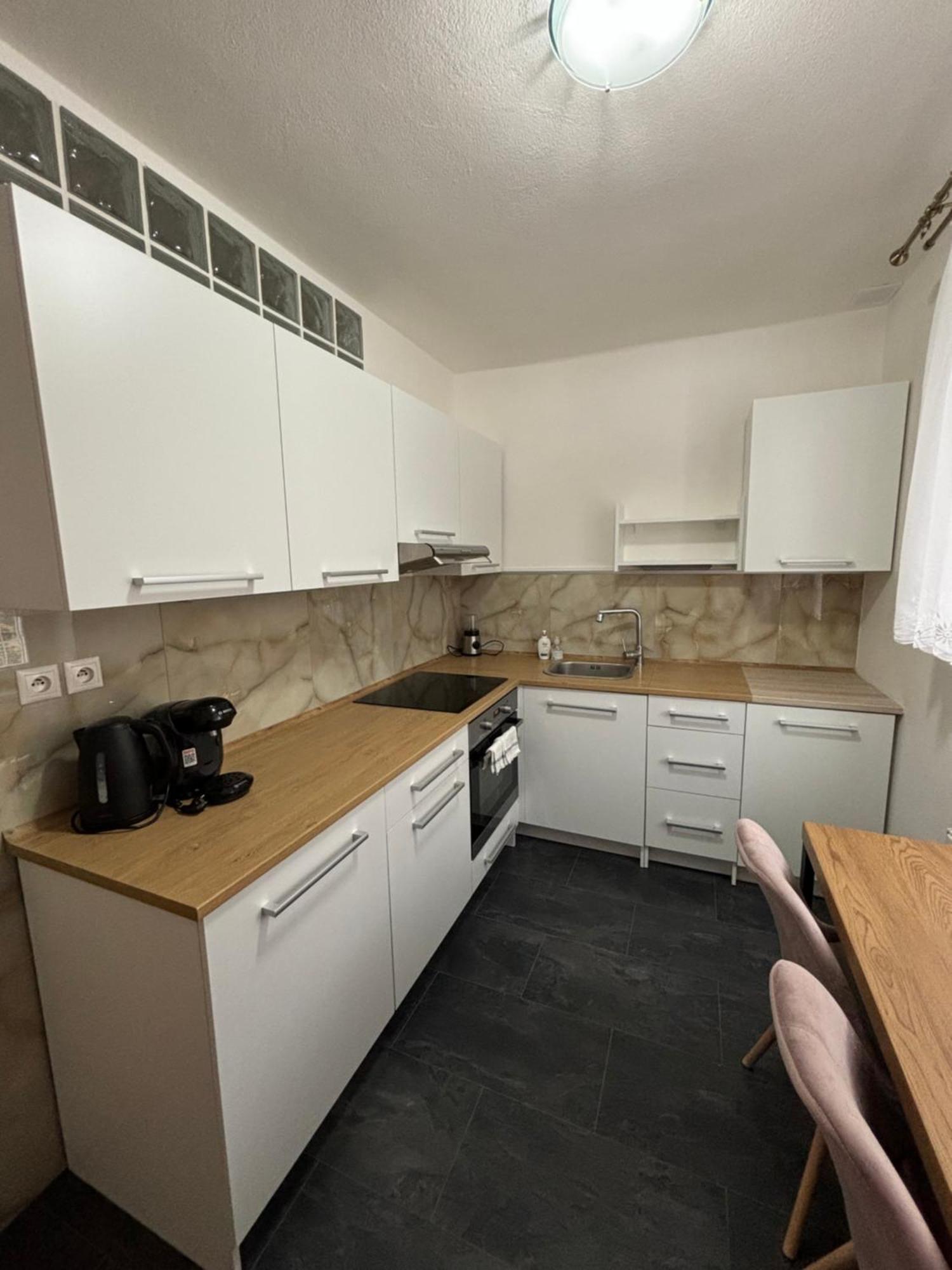 City Heart Luxury Apartment Nové Zámky Εξωτερικό φωτογραφία