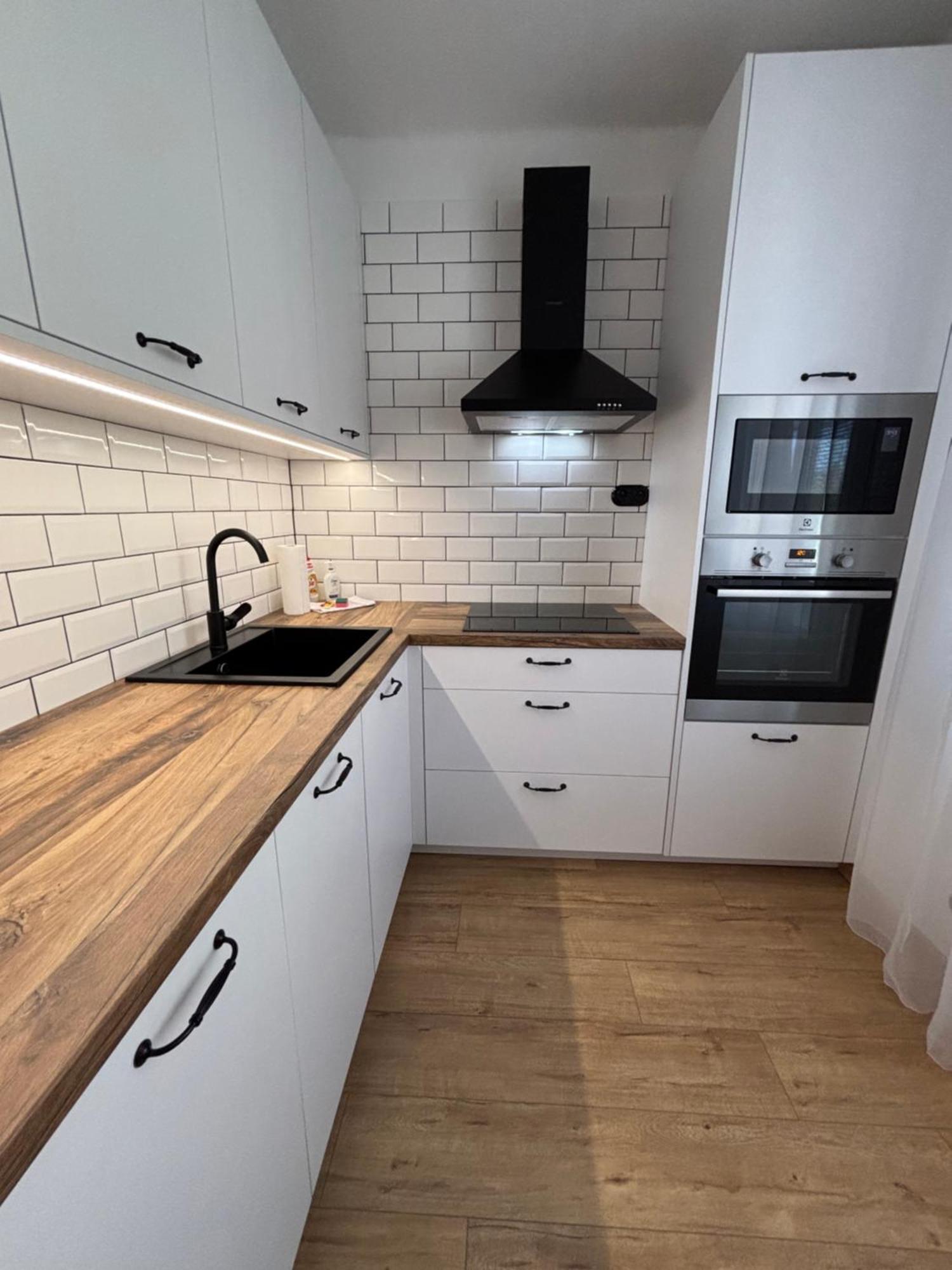 City Heart Luxury Apartment Nové Zámky Εξωτερικό φωτογραφία